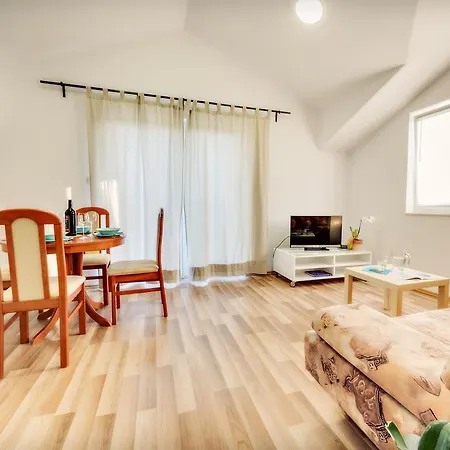 Апартаменты Fluctus *